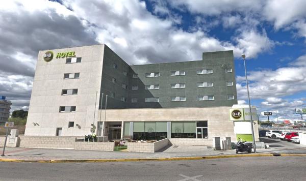 Terreno en calle de Carmen Laforet, 23