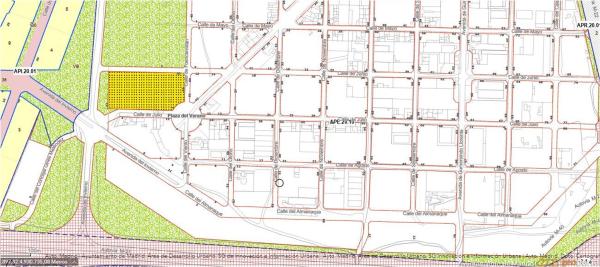 Terreno en calle de Diciembre, 53