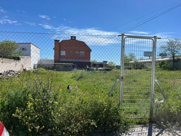 Terreno en calle de Diciembre, 53
