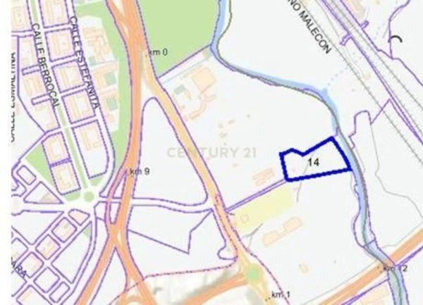 Terreno en avenida de los Rosales, 27