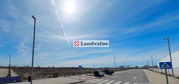 Terreno en calle Batalla de las Termopilas, 13