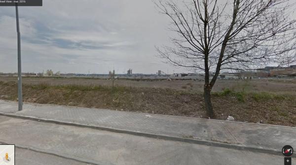 Terreno en calle Columba s/n