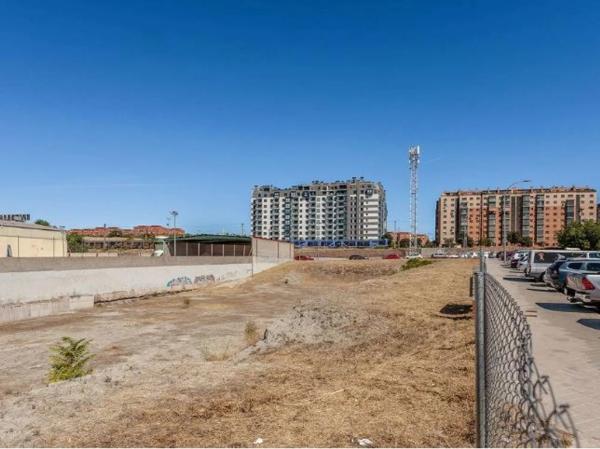 Terreno en calle del Tranvía a las Canteras de Monte Viejo, 27