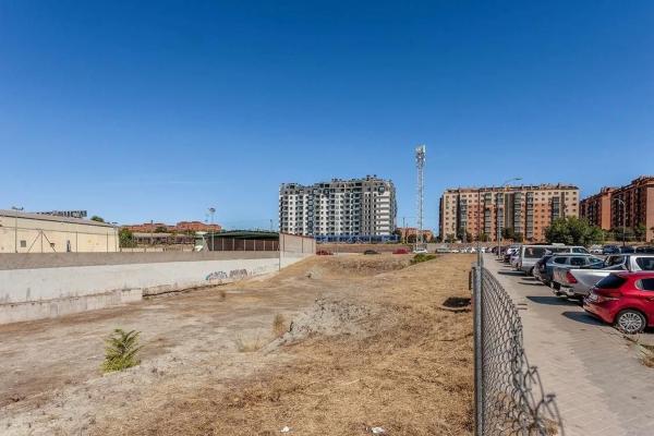 Terreno en calle del Tranvía a las Canteras de Monte Viejo