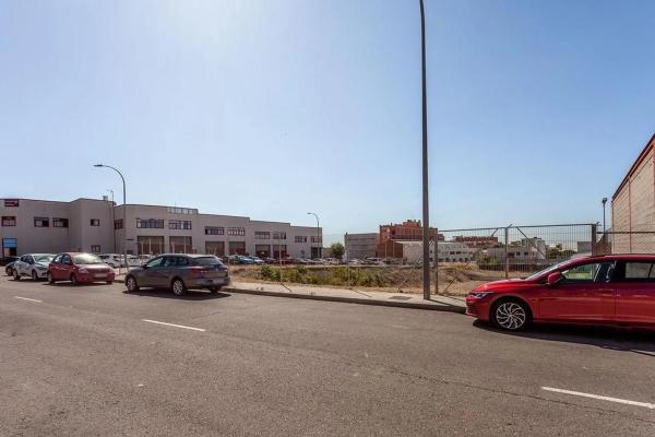 Terreno en calle del Tranvía a las Canteras de Monte Viejo