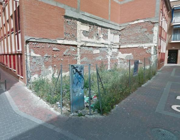 Terreno en calle Paso de Villamanrique
