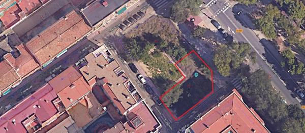 Terreno en calle Aluminio, 2