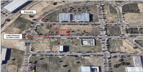 Terreno en calle de Piñuecar, 56