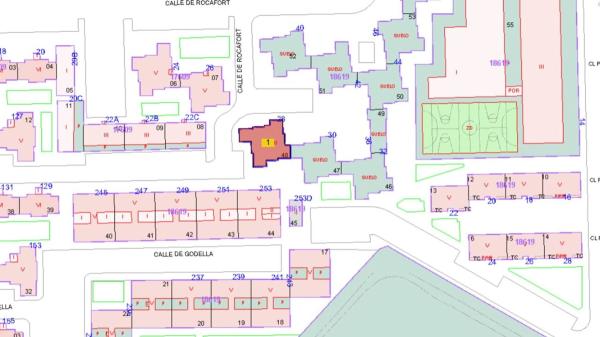 Terreno en calle de Rocafort