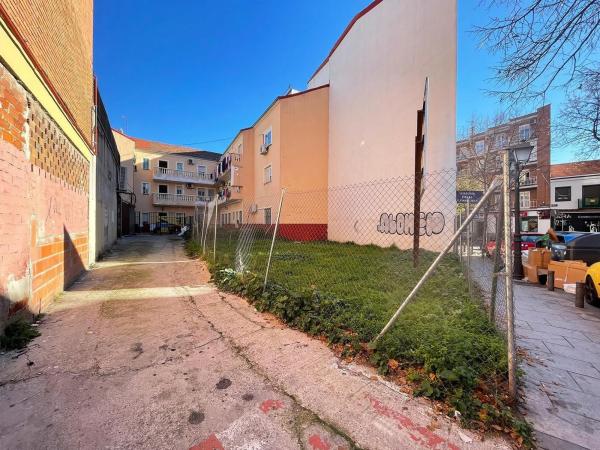 Terreno en Barrio Villaverde Alto