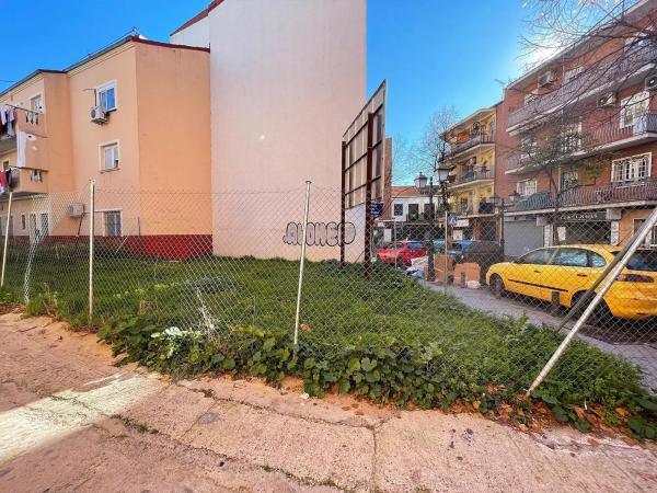 Terreno en Barrio Villaverde Alto