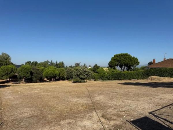 Terreno en calle Valle de Amblés, 7