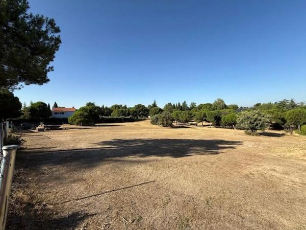 Terreno en calle Valle de Amblés, 7