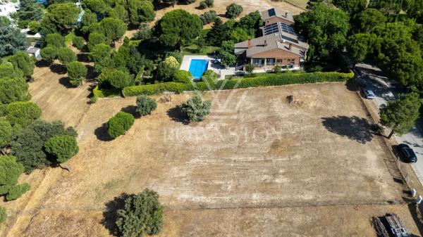 Terreno en calle Amblés
