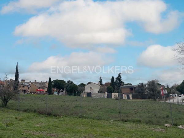 Terreno en El Olivar de Mirabal