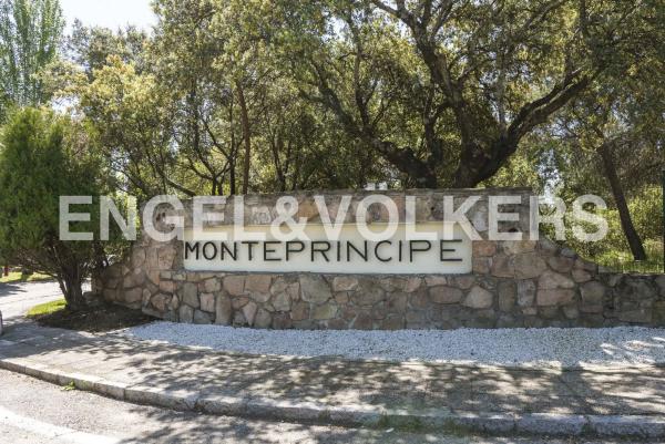 Terreno en Urb. este - Montepríncipe