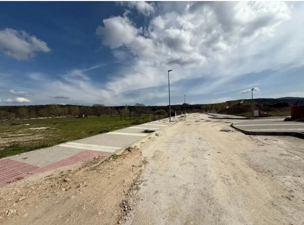 Terreno en calle Juan Ramon Jimenez, 59