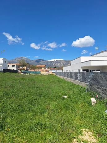 Terreno en calle Francisco de Quevedo, 3