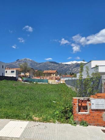 Terreno en calle Francisco de Quevedo, 3