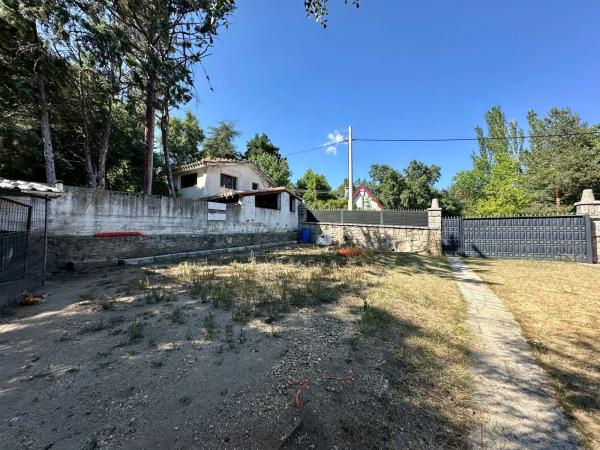 Terreno en calle del Pintor Bardasano