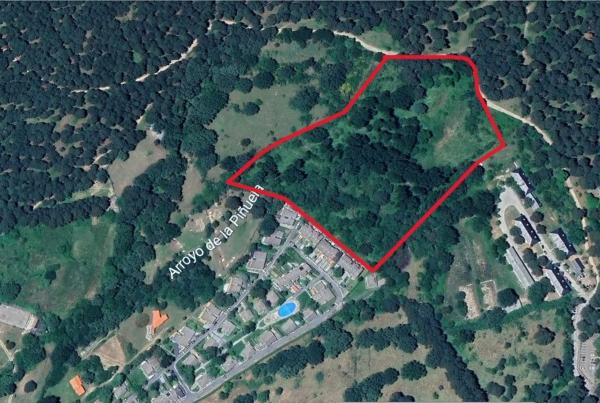 Terreno en calle Roblegordos, 25 --15