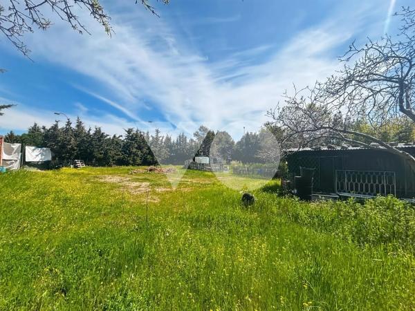 Terreno en calle los Claveles