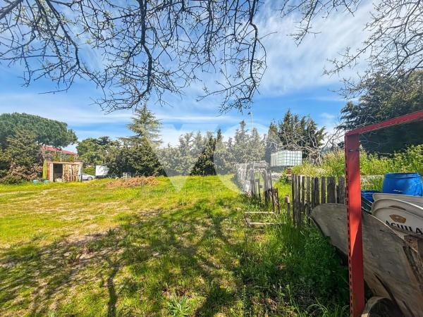 Terreno en calle los Claveles