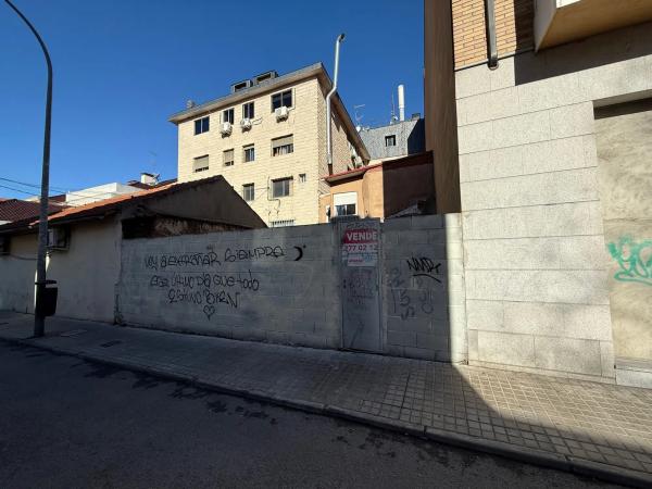 Terreno en calle Narciso Martínez Cabezas, 5