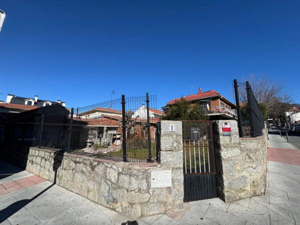 Terreno en calle Segovia