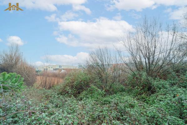 Terreno en calle Calibre