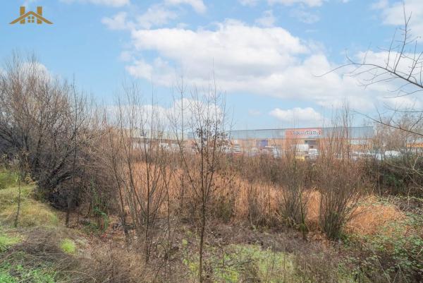 Terreno en calle Calibre