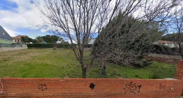 Terreno en calle Manuel de Falla, 8