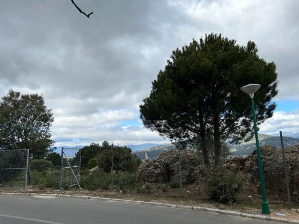 Terreno en Fontenebro - Altavista