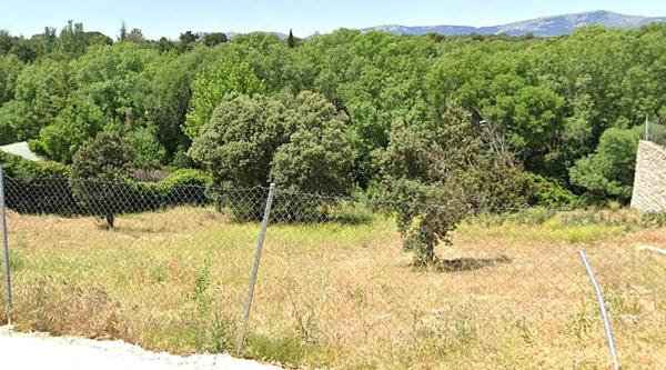 Terreno en calle Faisán