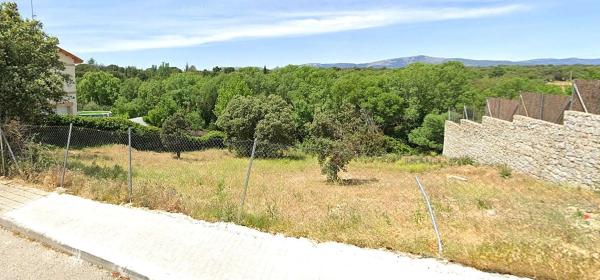 Terreno en calle Faisán