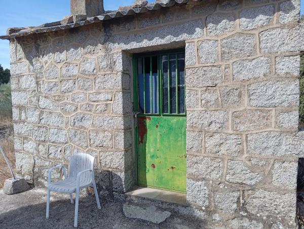 Terreno en Ferrocarril los Quinchos