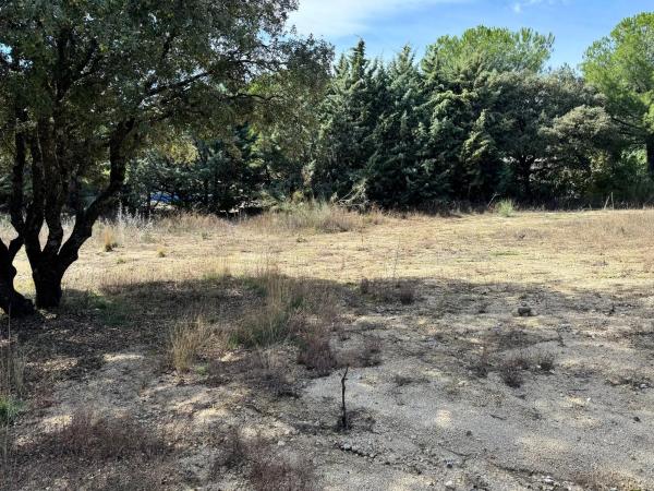 Terreno en calle Luis de Fabra, 102