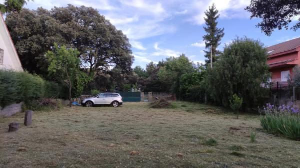 Terreno en calle del Pinar, 20