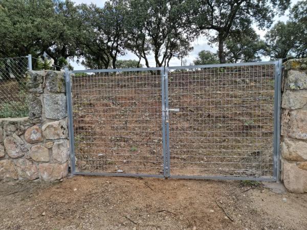 Terreno en calle Veinticuatro, 5