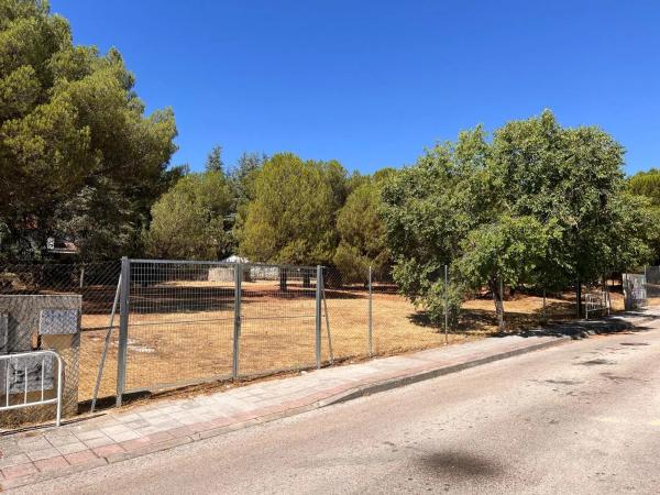 Terreno en calle González de Rueda