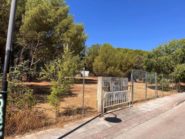 Terreno en calle González de Rueda