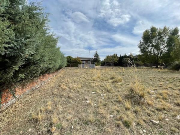 Terreno en calle del Mar Egeo, 9