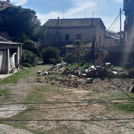Terreno en plaza del Caño