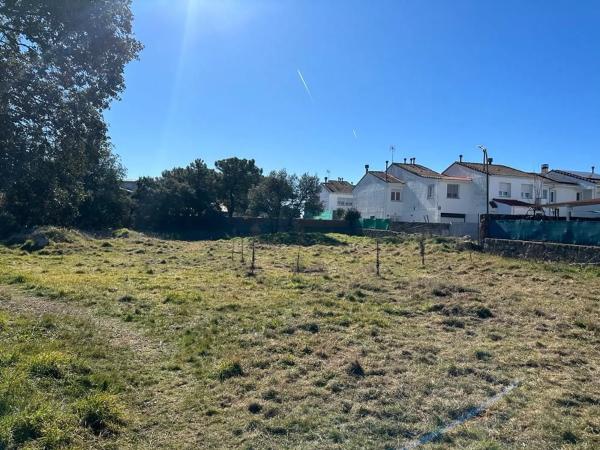 Terreno en calle Praderia