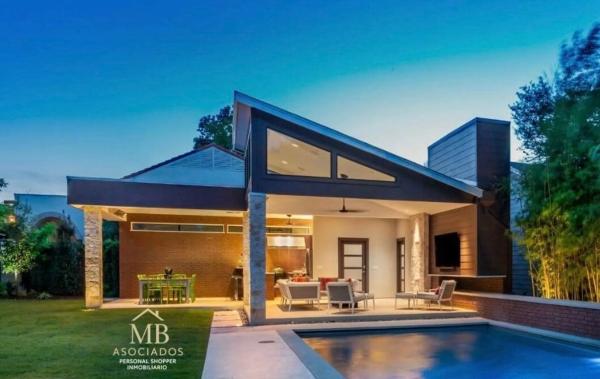 Terreno en calle San Macario