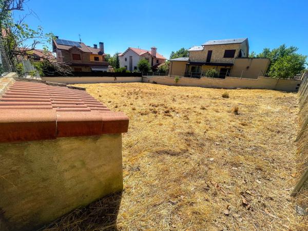 Terreno en paseo de los Tilos