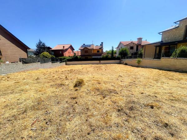 Terreno en paseo de los Tilos