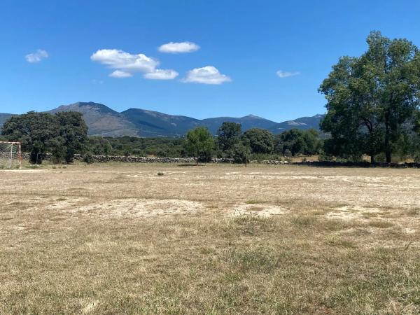 Terreno en calle Mónaco, 34