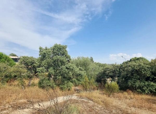 Terreno en calle de Santiáñez, 2