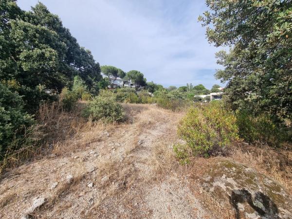 Terreno en calle de Santiáñez, 2